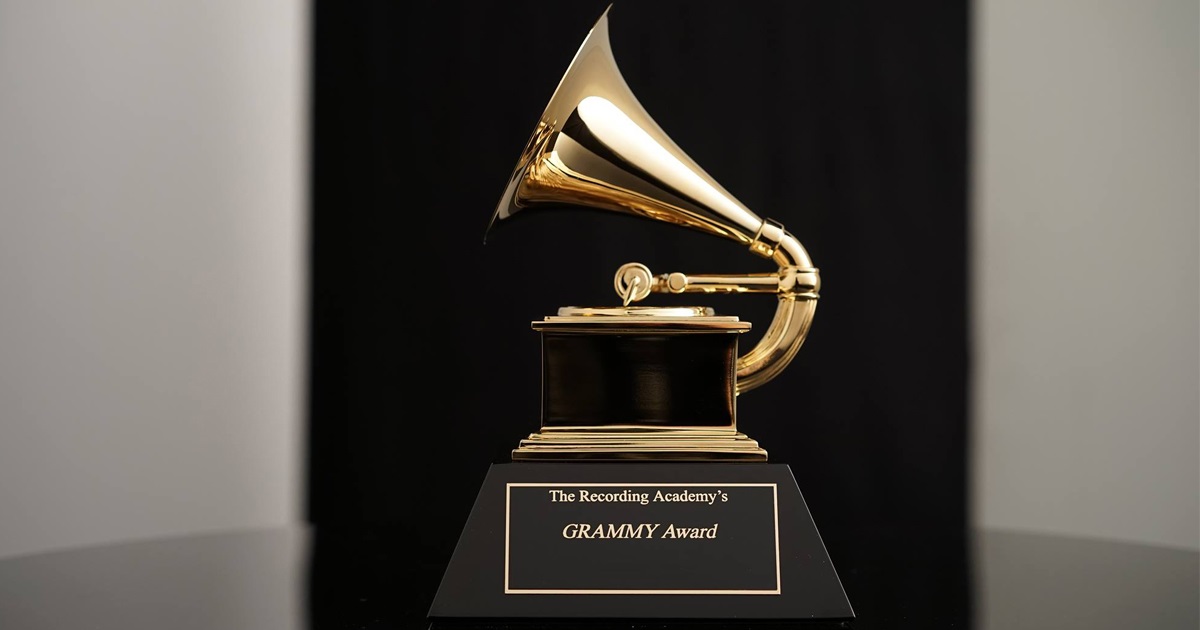 Композитор саундтрека Assassin's Creed Valhalla: Dawn Of Ragnarök Стефани Эконому получила первую премию Grammy в категории "Лучший саундтрек видеоигры"