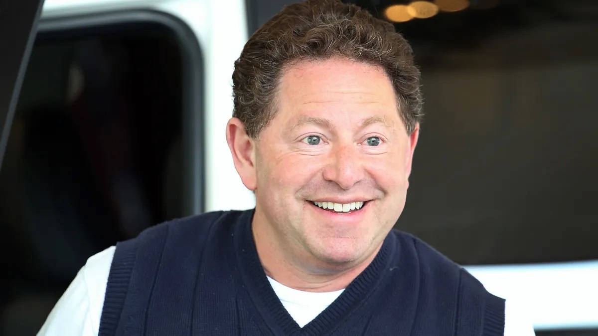 Activision Blizzard CEO Bobby Kotick will step down on December 29