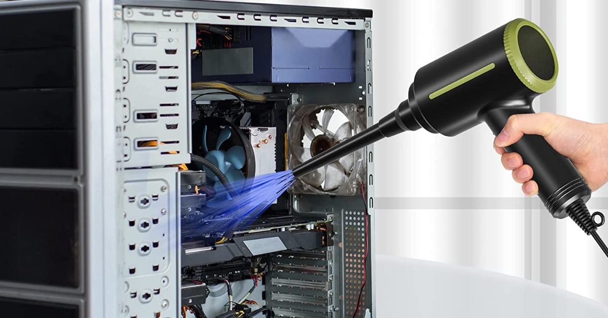 Pulire il PC con un potente aspirapolvere rischia di danneggiarne le  componenti e/o le ventole? - Quora
