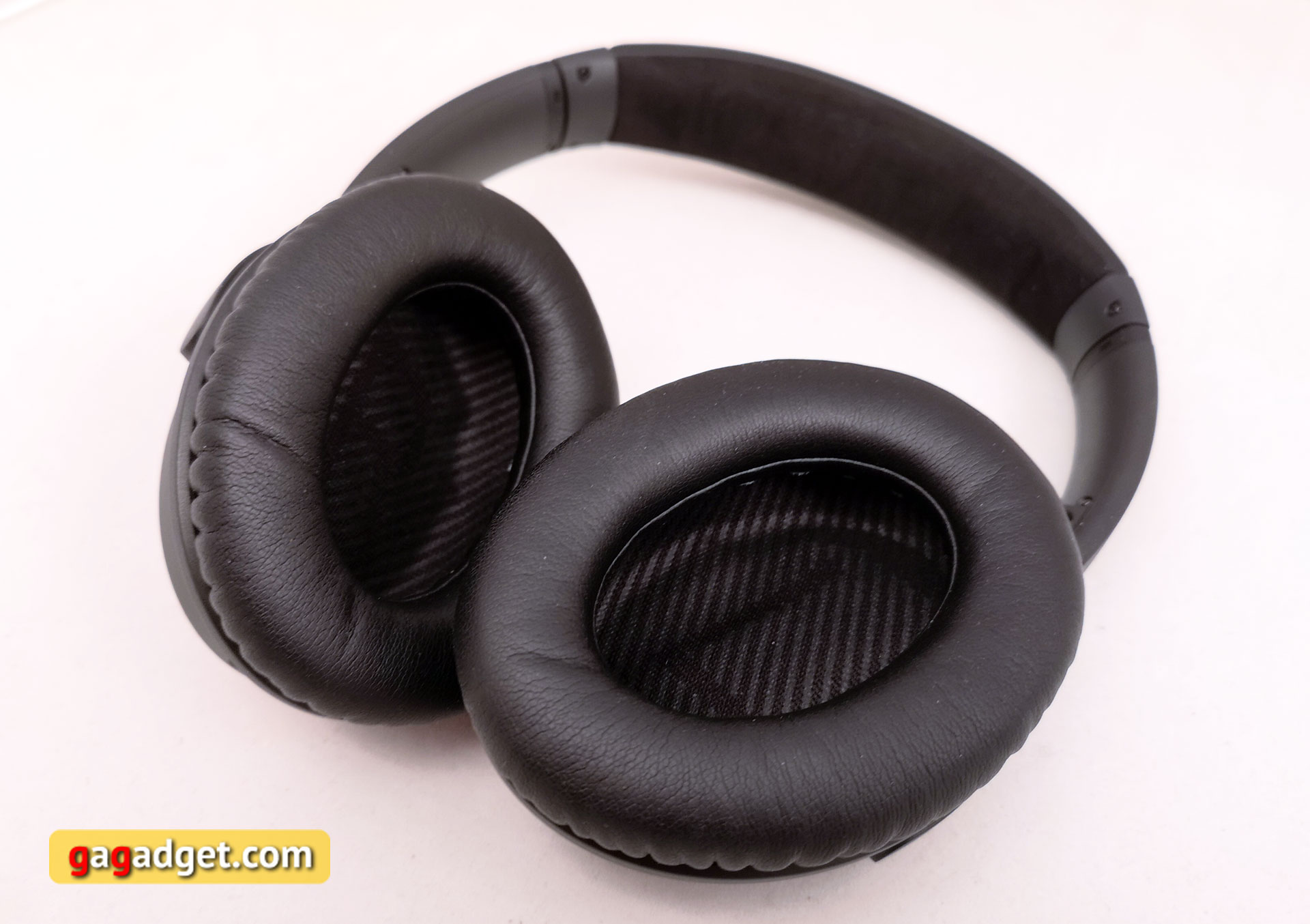 best-big-bluetooth-headphones-with-anc-18.jpg