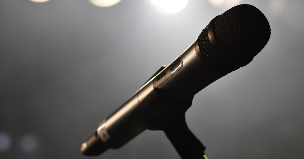 best microphone for public speaking 2024
