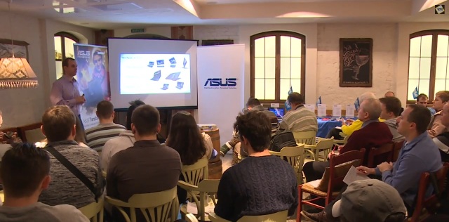 ТехноПарк: Презентация новых трансформеров и смартфонов от Asus