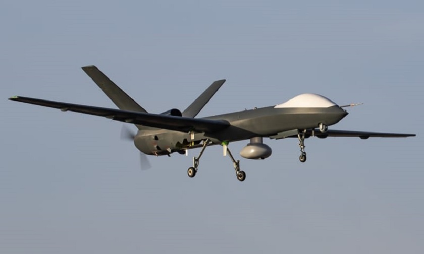 L'Irak a acheté des drones CH-5 qui copient le MQ-9 Reaper américain. Les drones chinois peuvent voler 60 heures et ont une portée de 10 000 kilomètres.