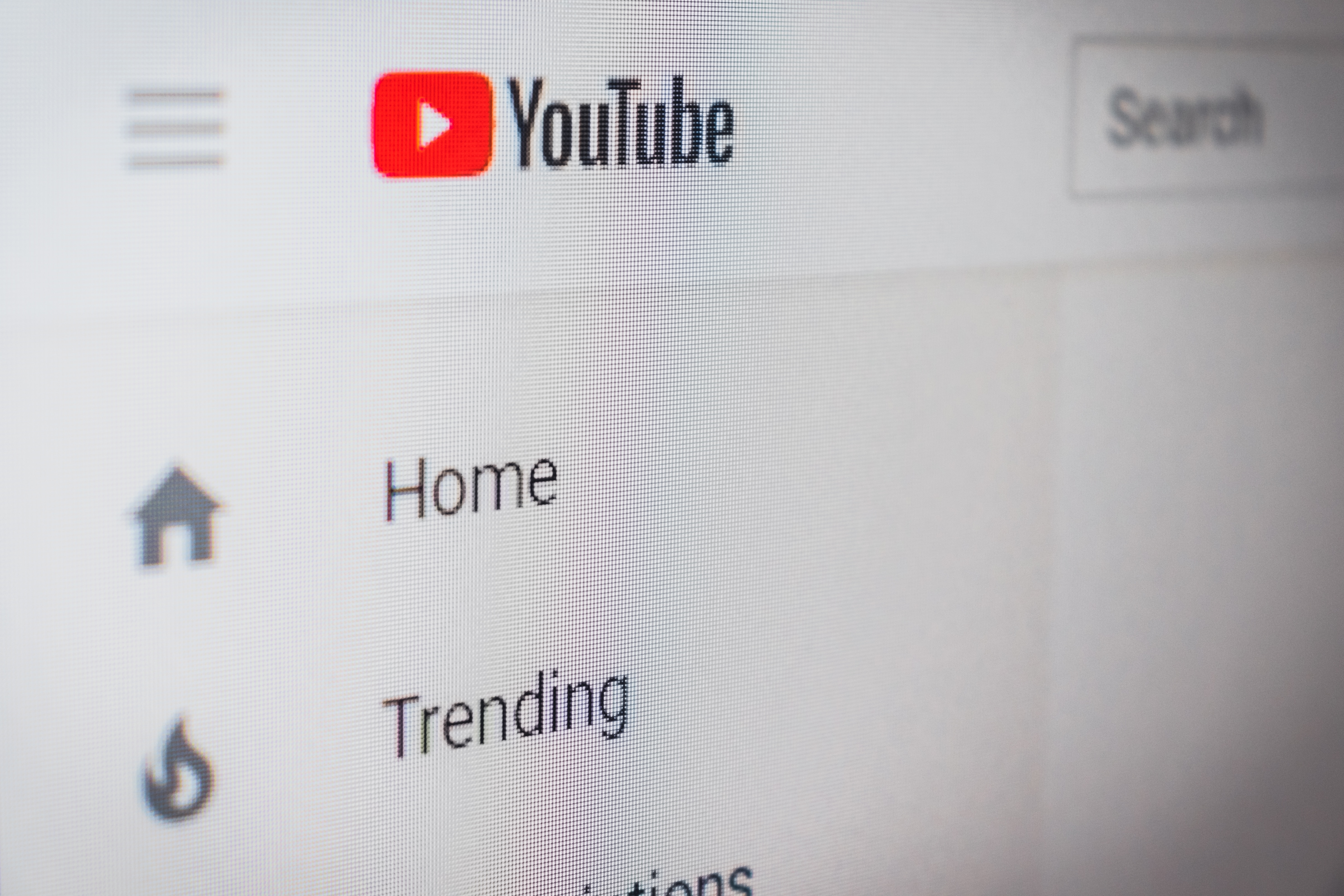 YouTube va permettre aux musiciens et aux acteurs de demander la suppression des "dipfakes".