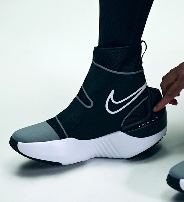 Nike Hyperboot partie avant