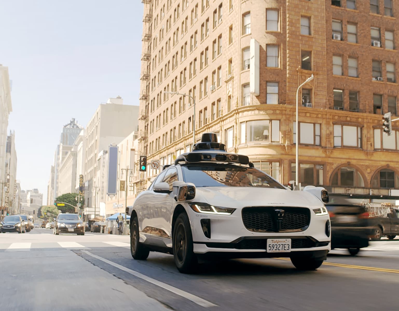 Le service de robot-taxi de Waymo est lancé à Los Angeles