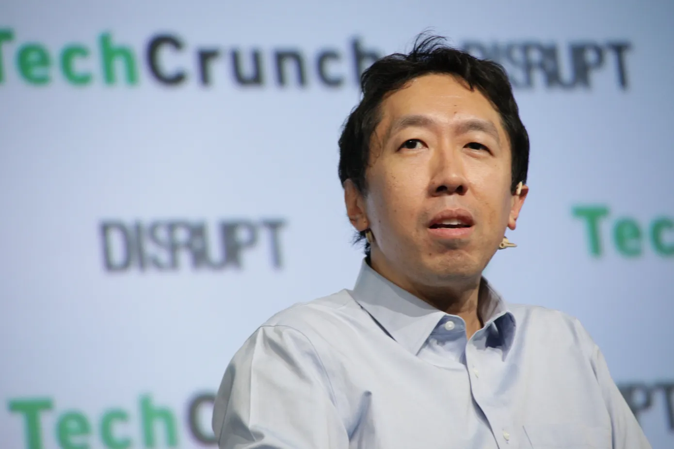 Amazon nombra consejero al experto en inteligencia artificial Andrew Ng en plena carrera por la IA generativa