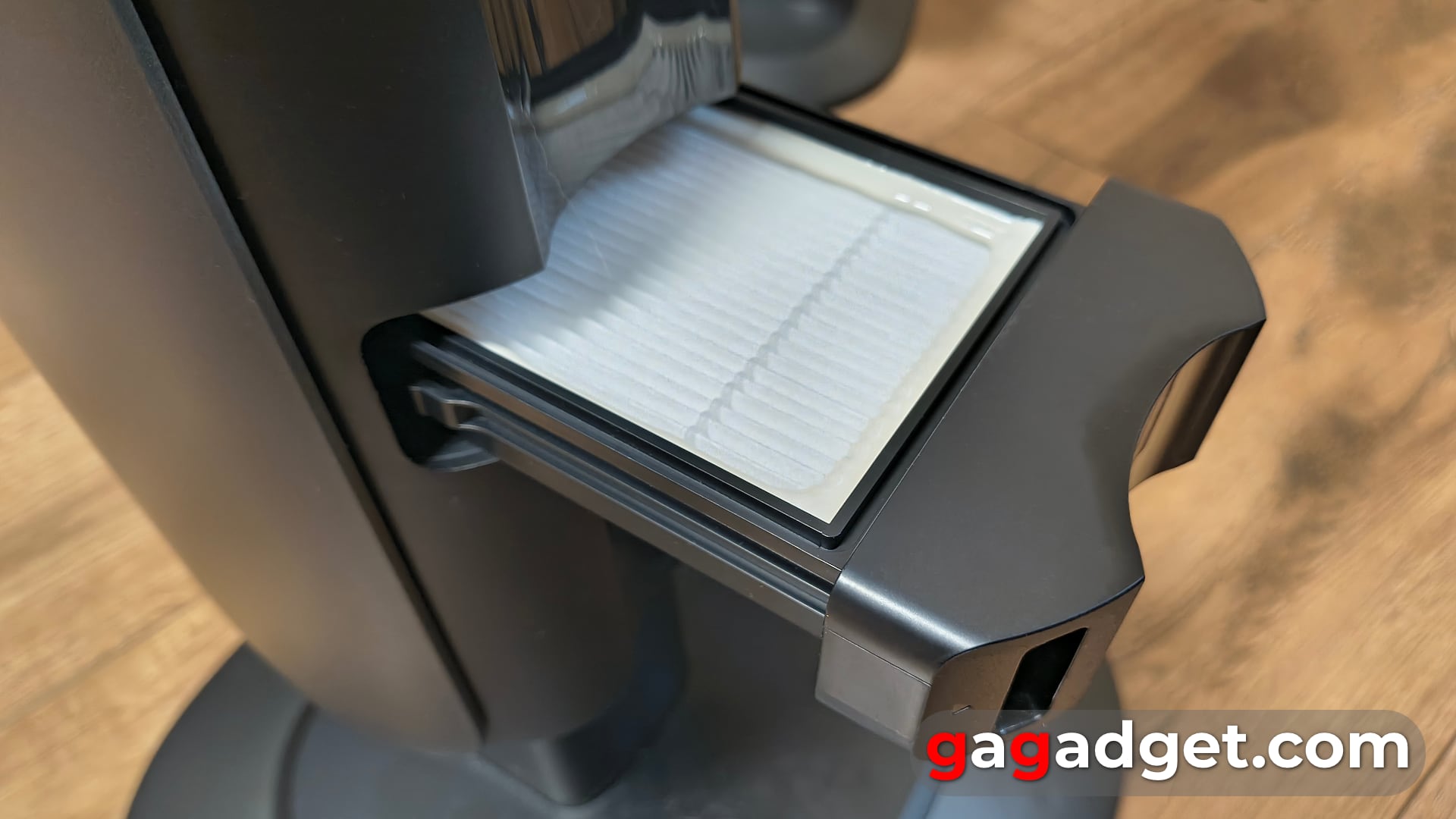 Мажордом чистоты: обзор беспроводного пылесоса Dreame Z40 Station-123