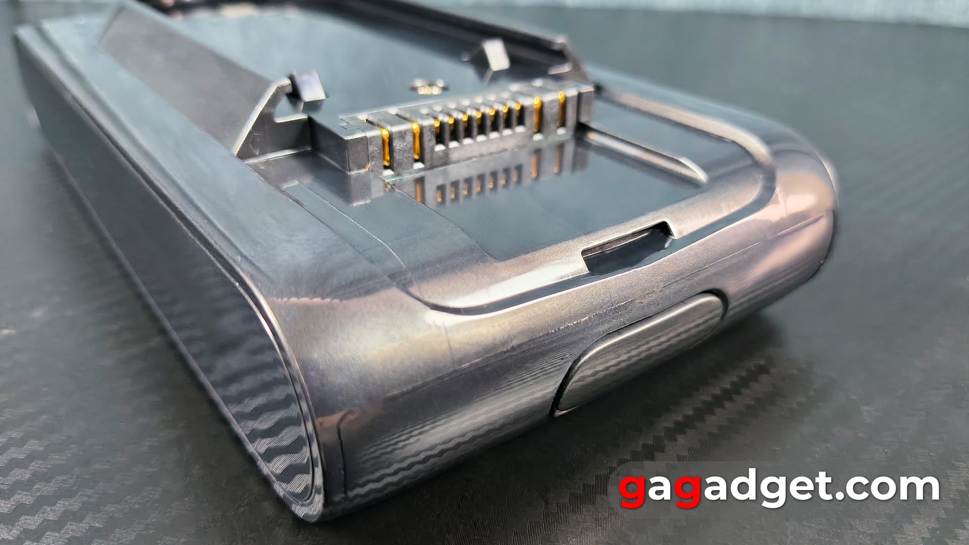 Мажордом чистоты: обзор беспроводного пылесоса Dreame Z40 Station-133