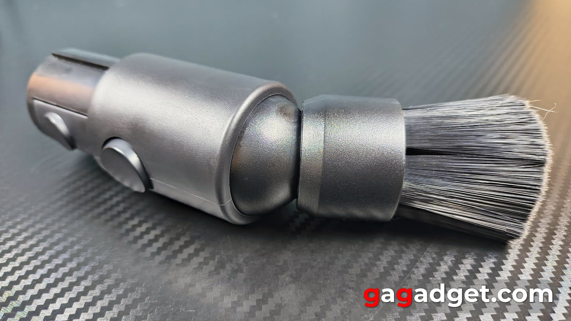 Мажордом чистоты: обзор беспроводного пылесоса Dreame Z40 Station-80