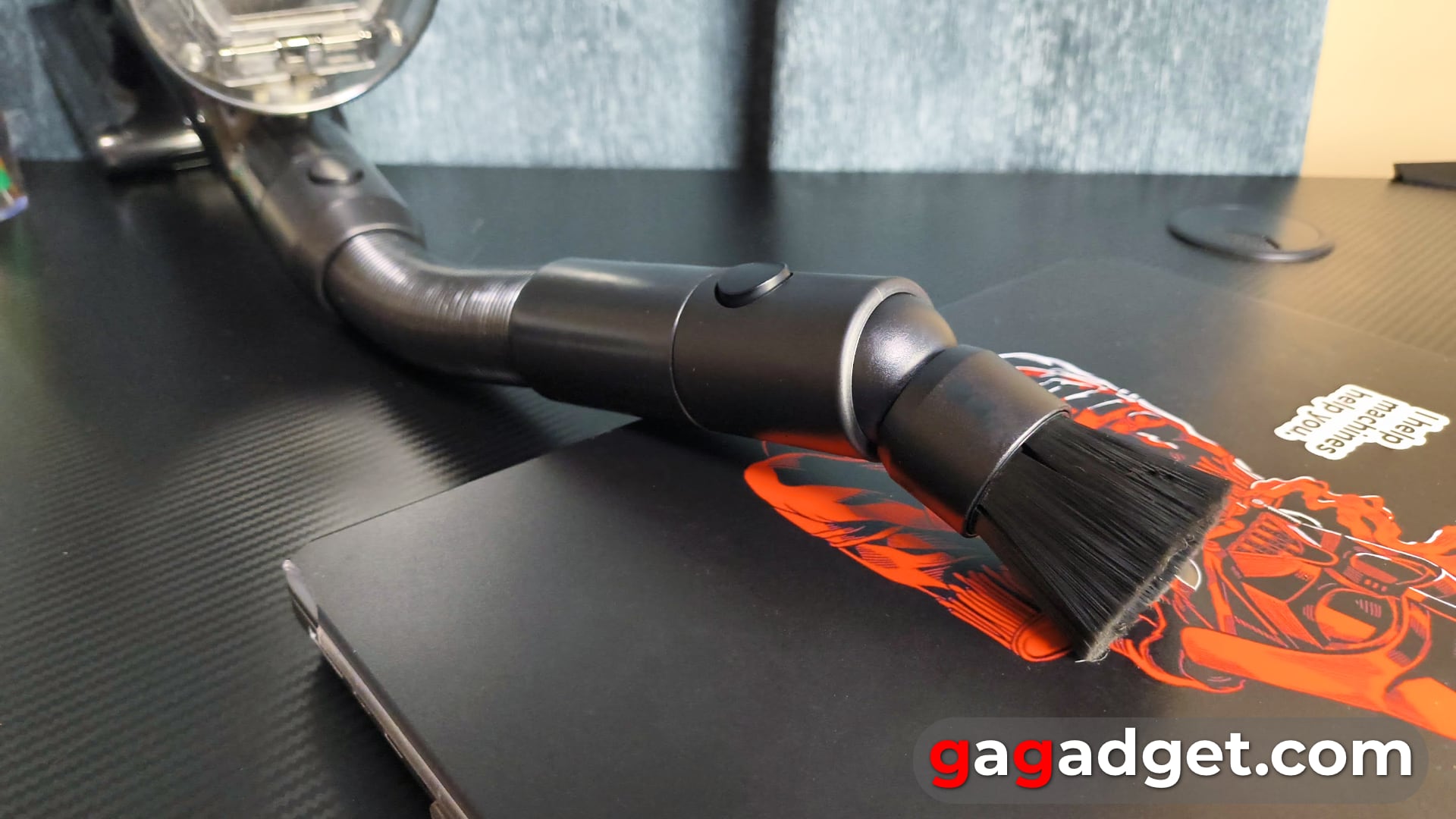 Мажордом чистоты: обзор беспроводного пылесоса Dreame Z40 Station-114