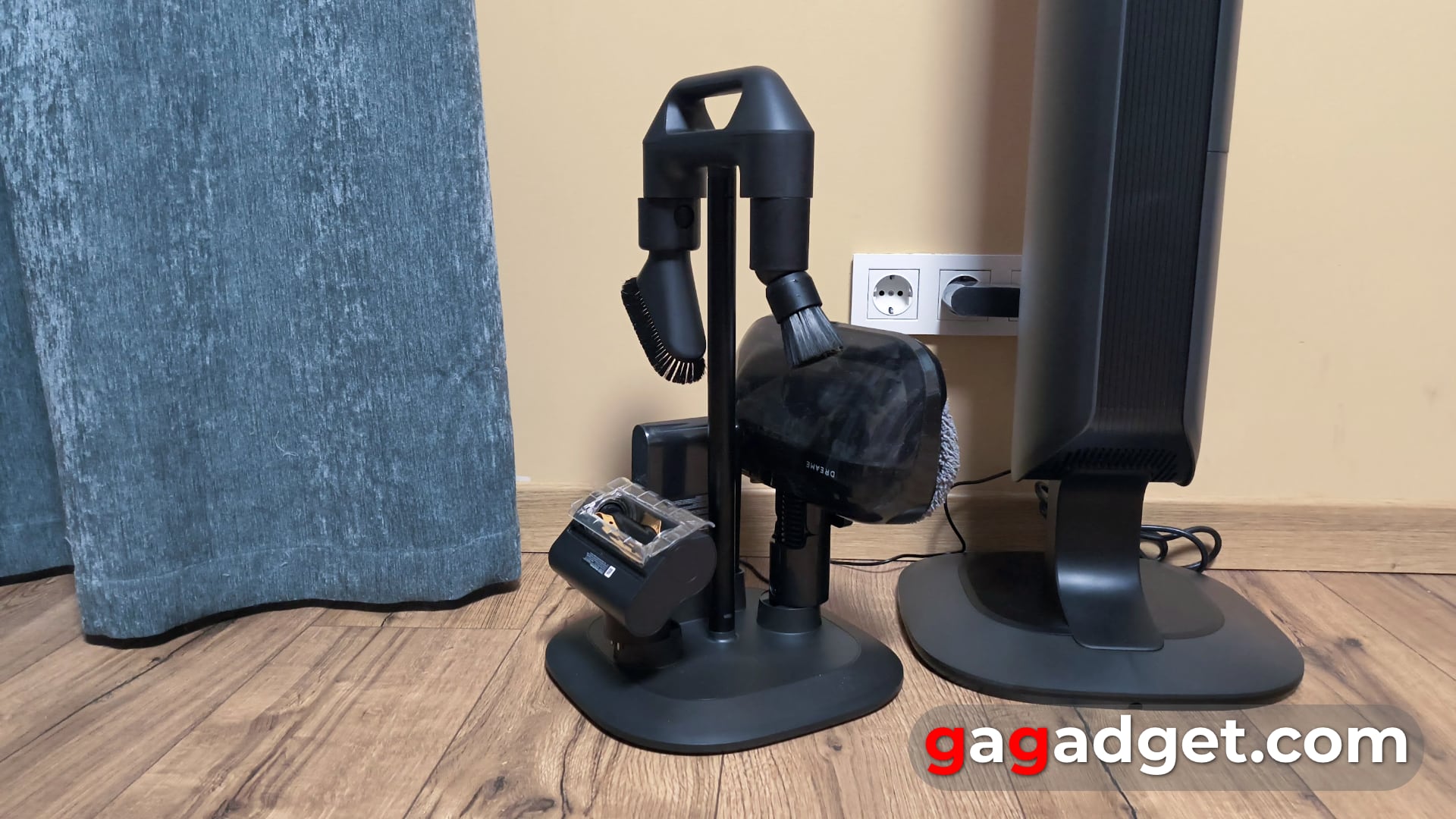 Мажордом чистоты: обзор беспроводного пылесоса Dreame Z40 Station-118