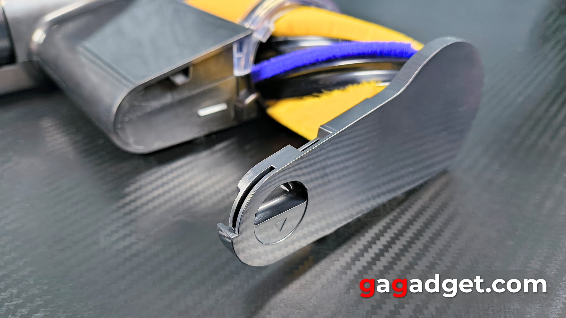 Мажордом чистоты: обзор беспроводного пылесоса Dreame Z40 Station-23