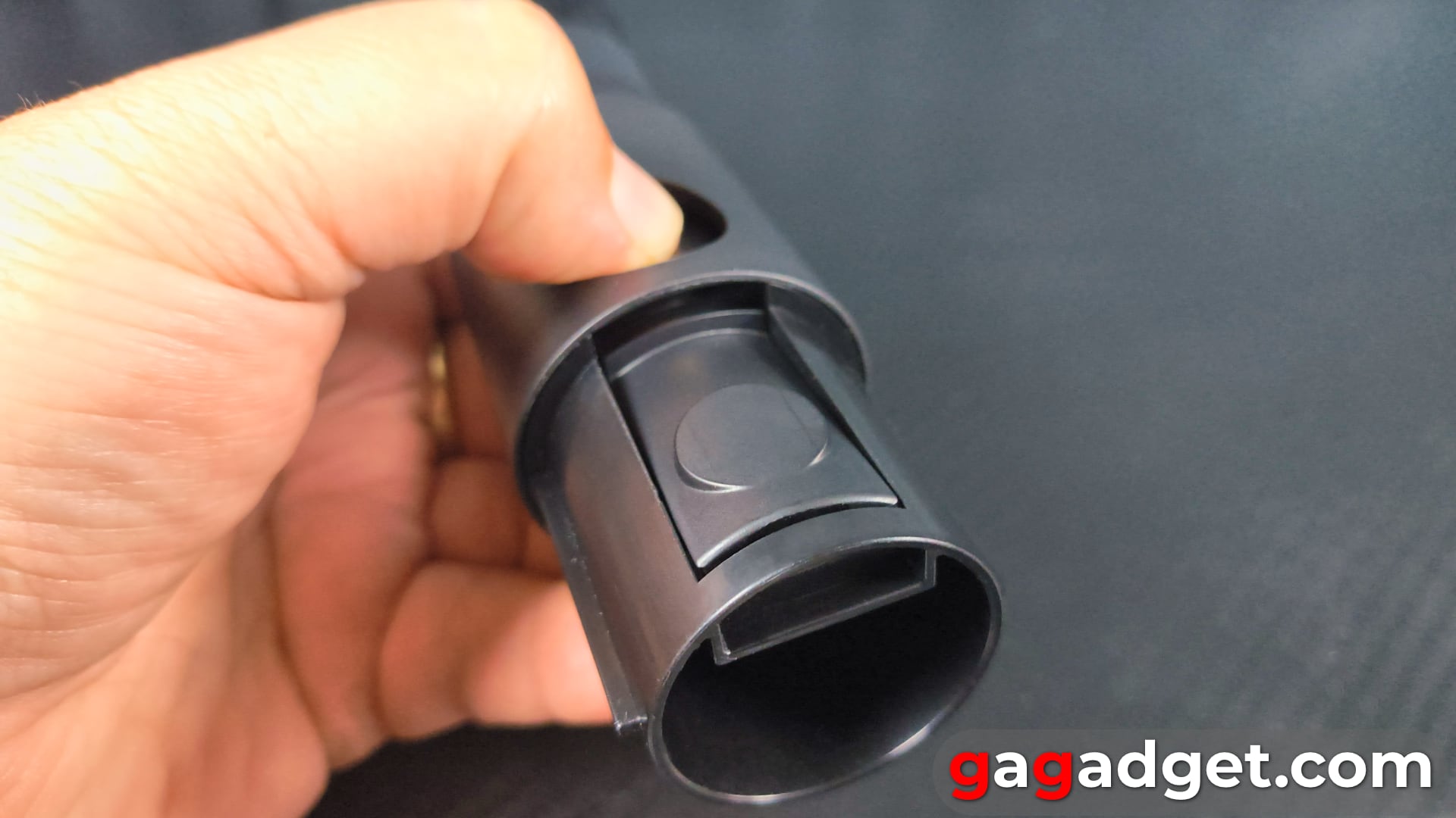 Мажордом чистоты: обзор беспроводного пылесоса Dreame Z40 Station-98