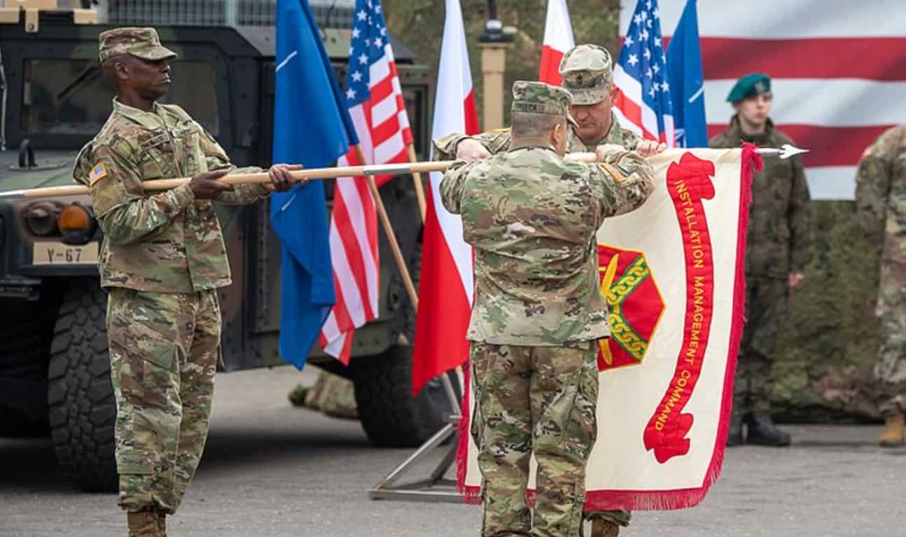 Церемония открытия первой постоянной военной базы США в Польше