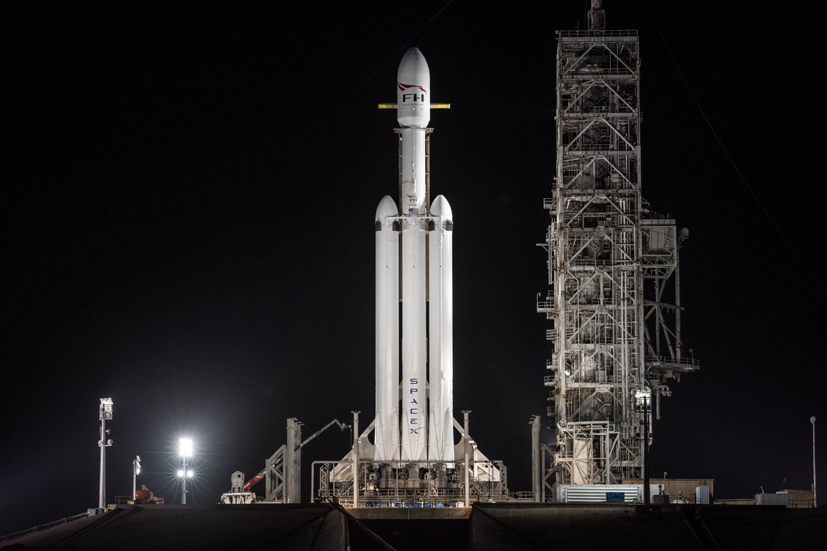 Die leistungsstärkste Rakete der Welt ist zurück - der erste Start der SpaceX Falcon Heavy seit drei Jahren steht in wenigen Stunden bevor: So sehen Sie zu