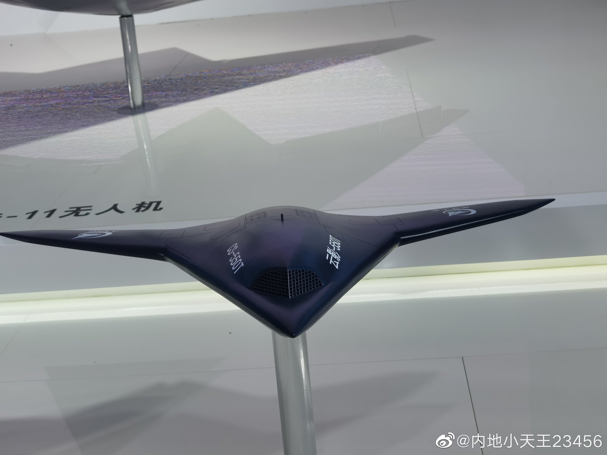 Un mystérieux drone furtif similaire au Northrop Grumman X-47B a été repéré en Chine. Il existe trois versions de ce qu'il pourrait être.-7