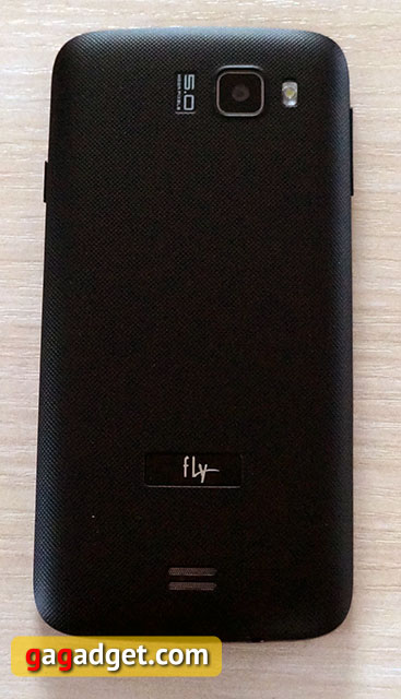 Обзор смартфона с ёмкой батареей Fly IQ4411 Quad Energie 2-4