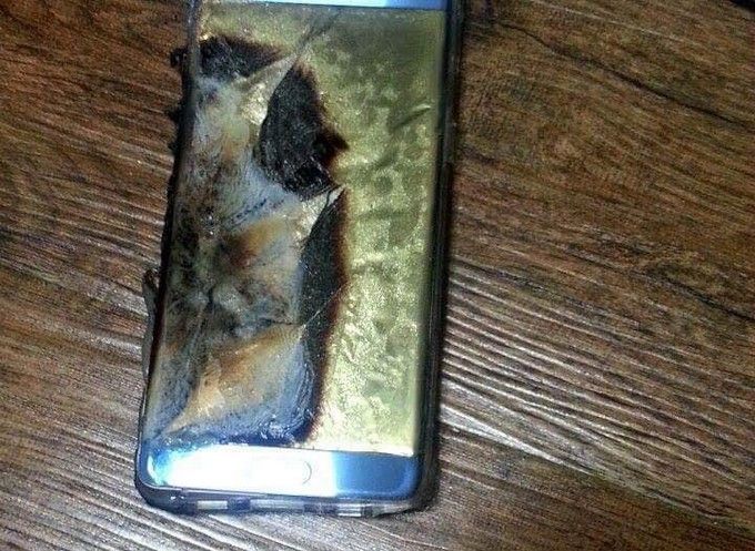 Samsung отзывает 2.5 млн проданных Galaxy Note 7 из-за сгоревших телефонов