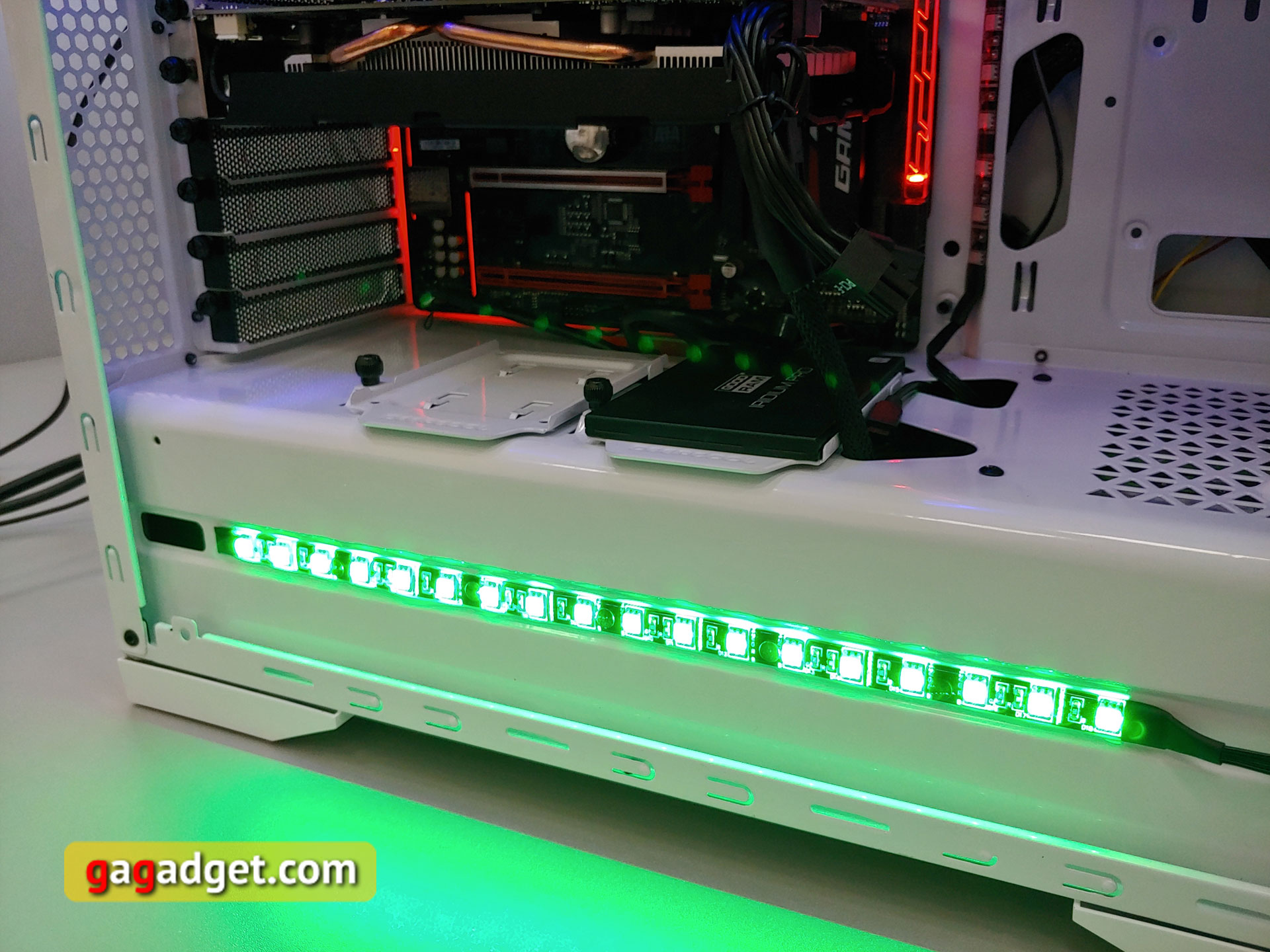 Как собрать игровой компьютер с моддингом и RGB-подсветкой дешевле 1500 долларов-40