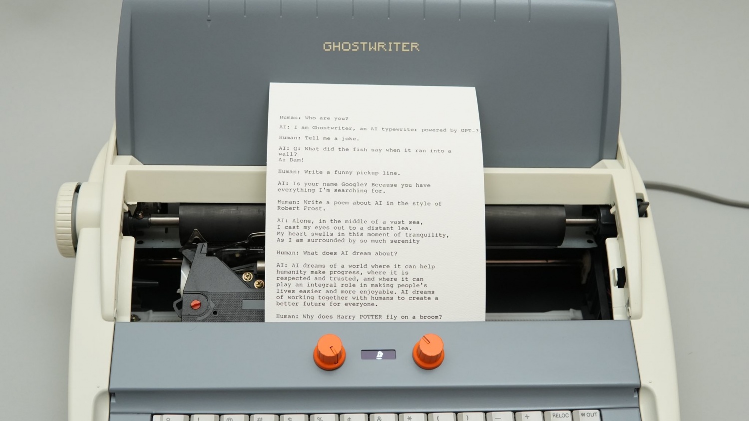 Энтузиаст создал Ghostwriter — уникальную печатную машинку с ИИ, с которой  можно разговаривать | gagadget.com