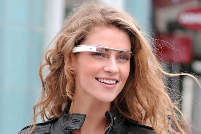 «Умные» очки Google Glass поступают в продажу за пределами США