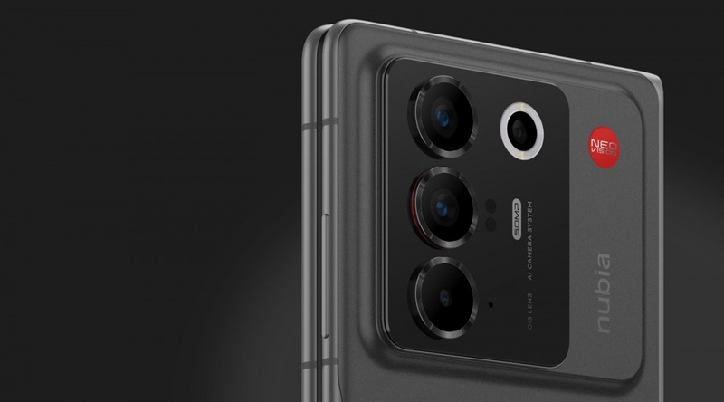 Battery and charging of Nubia Fold