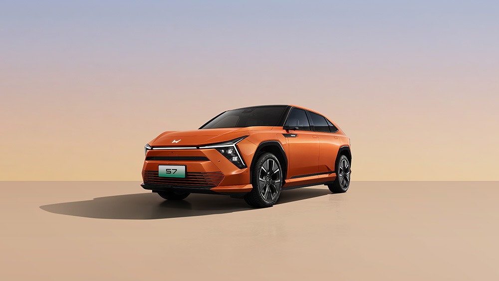 Honda S7 on the move