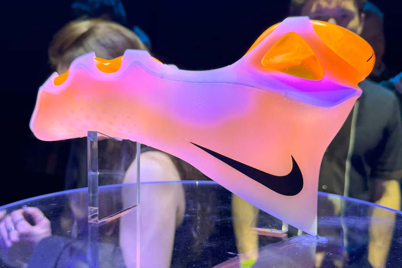 Nike heeft AI gebruikt om een A.I.R.-trainerscollectie te ontwikkelen voor professionele atleten in de aanloop naar de Olympische Spelen in Parijs.-7