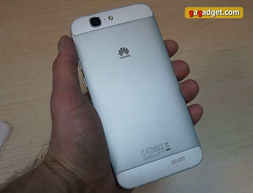 Обзор металлического 5.5-дюймового смартфона Huawei G7-8