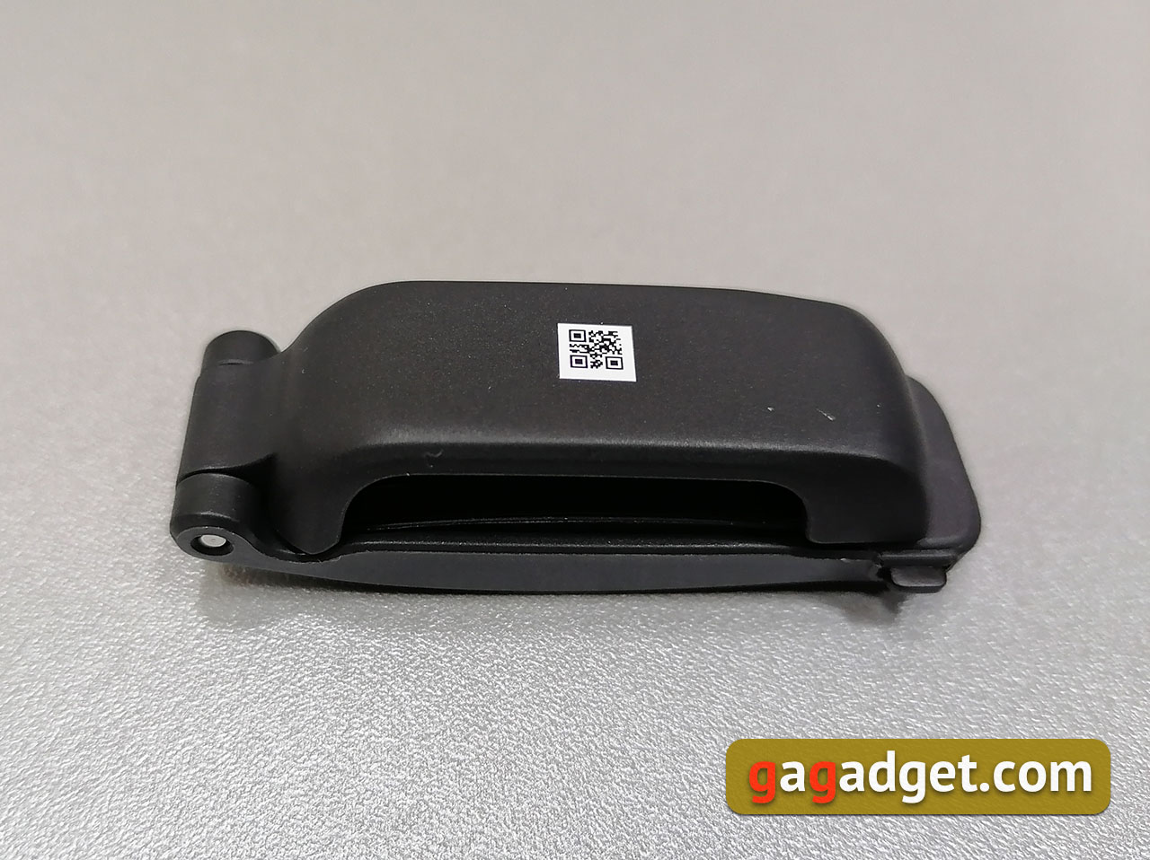 Огляд Huawei Band 4e: гарний трекер для бігу та баскетболу-7