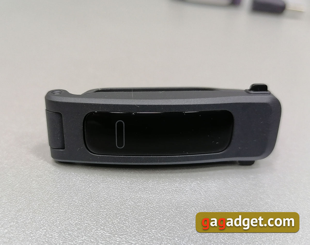 Огляд Huawei Band 4e: гарний трекер для бігу та баскетболу-8