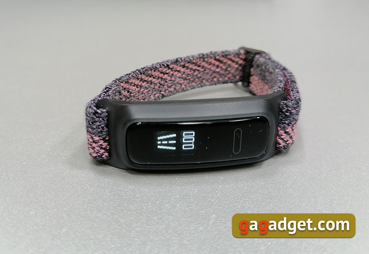 Огляд Huawei Band 4e: гарний трекер для бігу та баскетболу-15