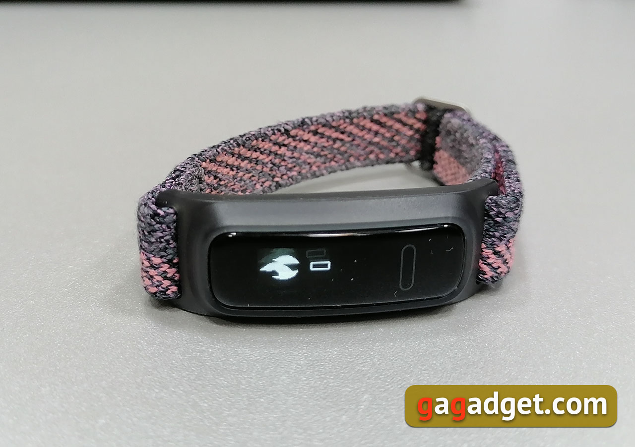 Огляд Huawei Band 4e: гарний трекер для бігу та баскетболу-16