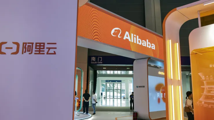 Alibaba-sjef: Uten kunstig intelligens vil selskapet bli "fortrengt" fra markedet