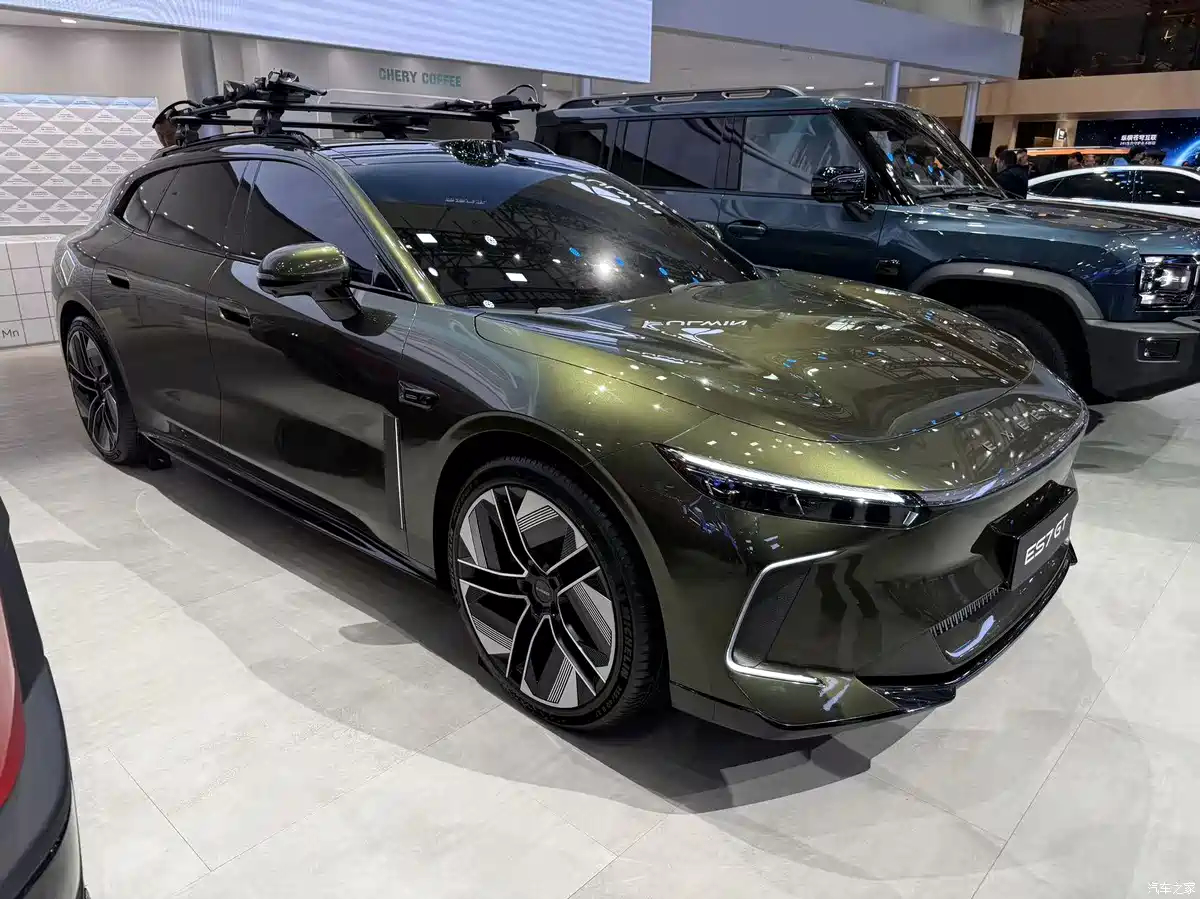 Exlantix ES7 GT at the Guangzhou exhibition