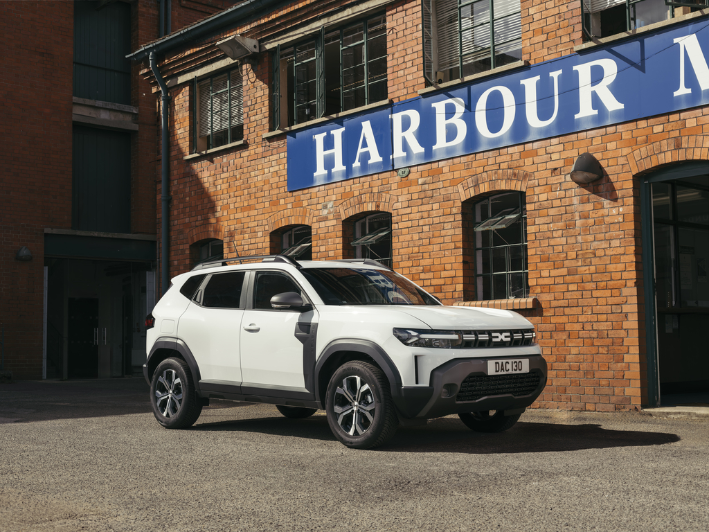 Dacia Duster Cargo interior panorama