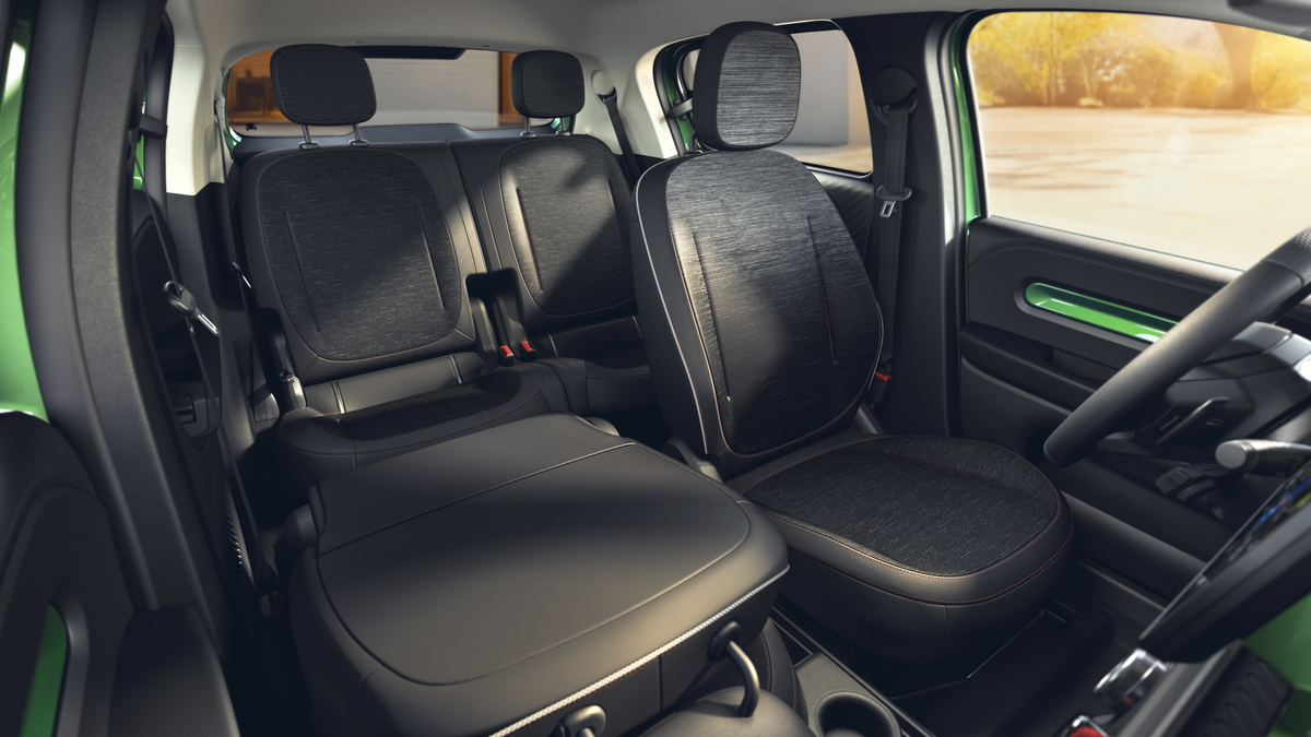 Renault Twingo E-Tech - вид ззаду