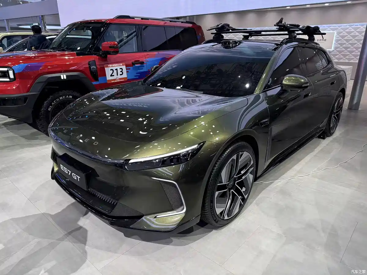 Design and style of Exlantix ES7 GT