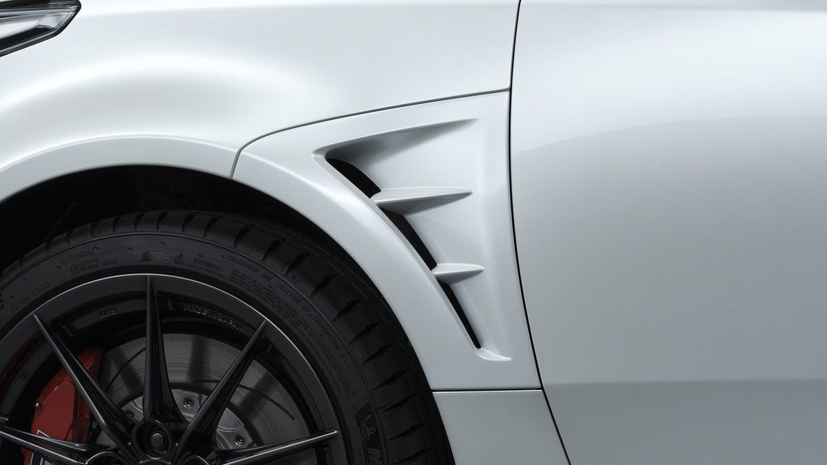 Toyota GR Yaris на дороге