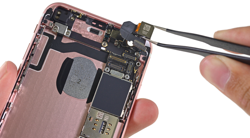 iFixit вскрыли iPhone 6s и сравнили с предыдущей моделью-12