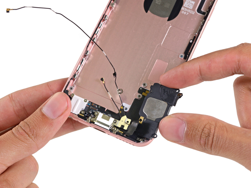 iFixit вскрыли iPhone 6s и сравнили с предыдущей моделью-16