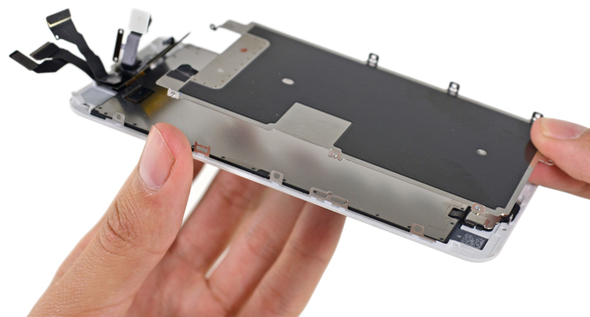 iFixit вскрыли iPhone 6s и сравнили с предыдущей моделью-7