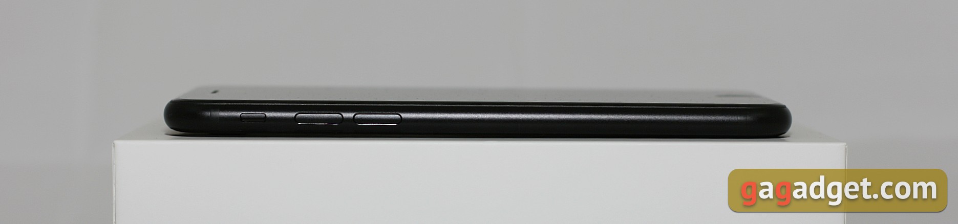 Обзор iPhone SE 2: самый продаваемый айфон 2020 года-6