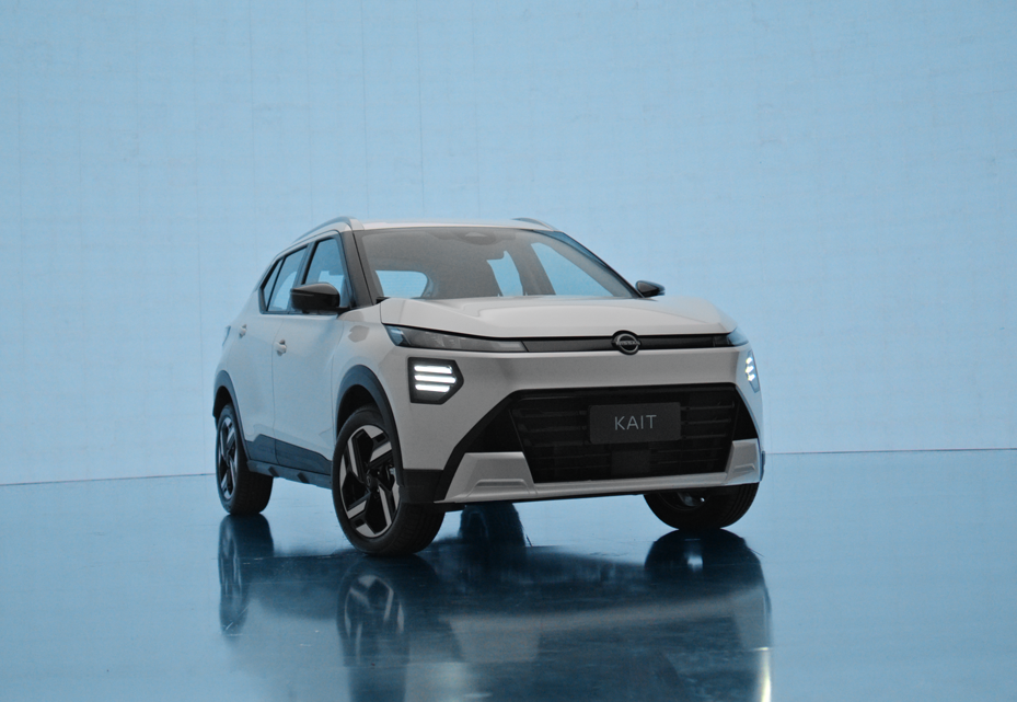 Nissan Kait студийное фото