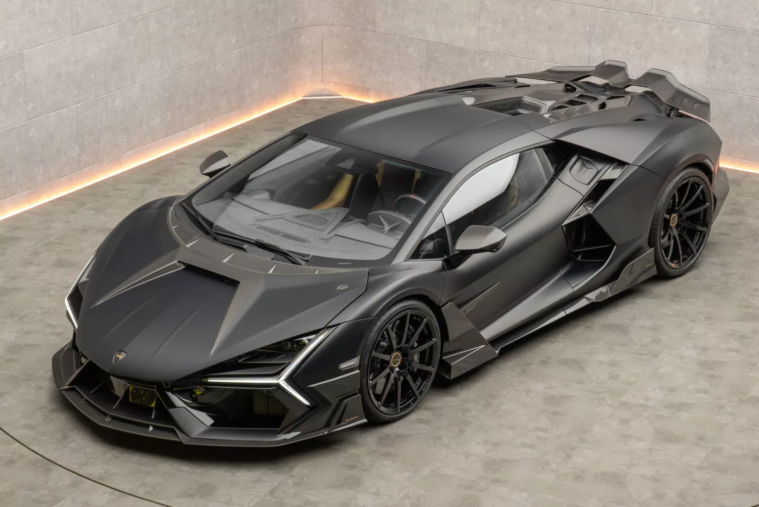Incredible Tuning Of The Lamborghini Revuelto By Mansory Initiate 