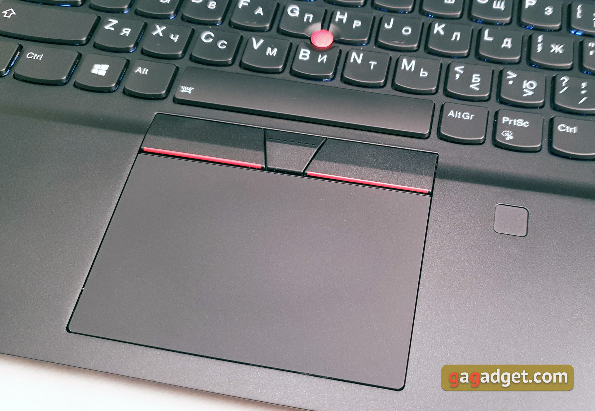 Recenzja Notebooka Lenovo ThinkPad T490s: szczery pracownik-21