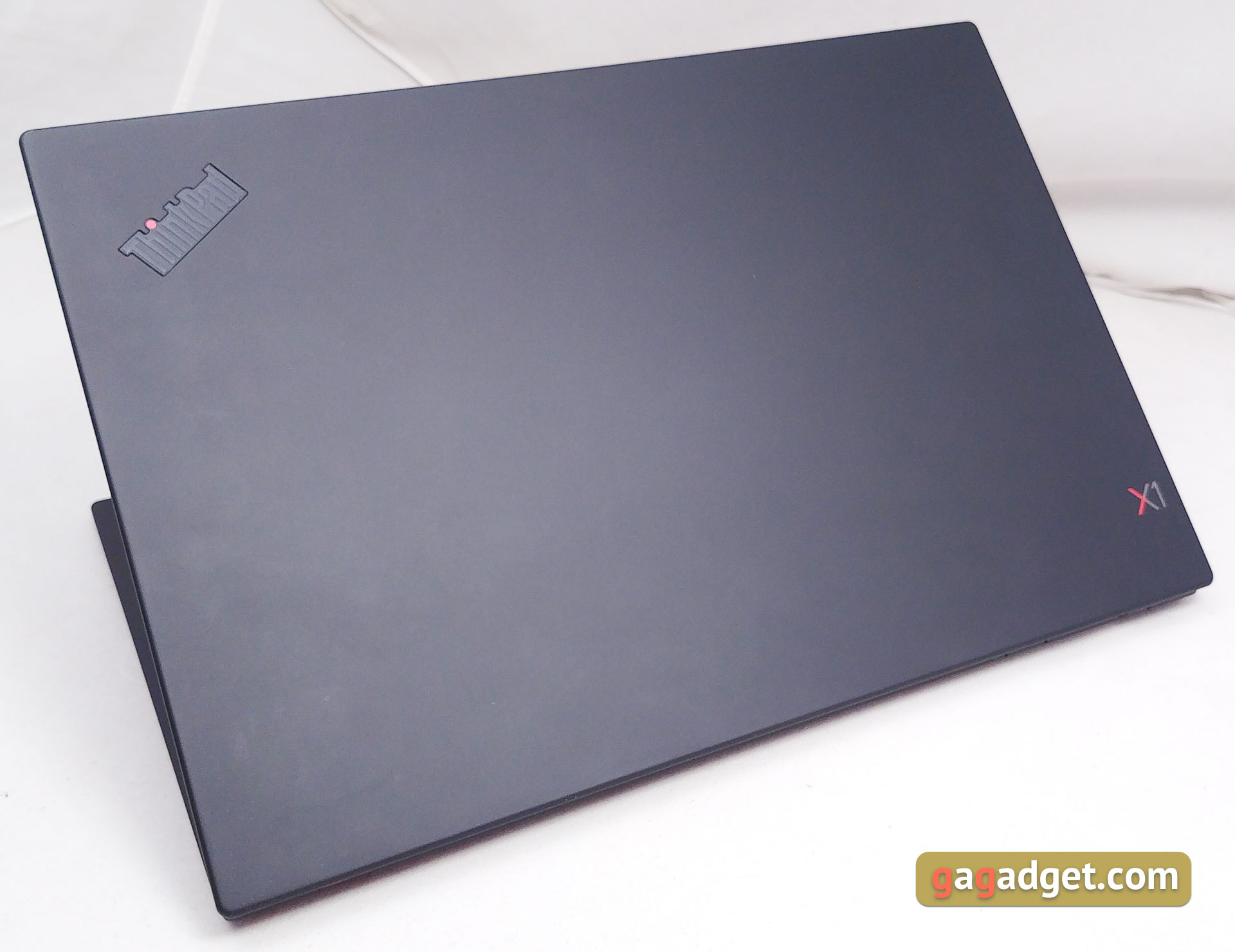 Обзор Lenovo ThinkPad X1 Carbon 6th Gen: топовый бизнес-ультрабук с HDR-экраном-6