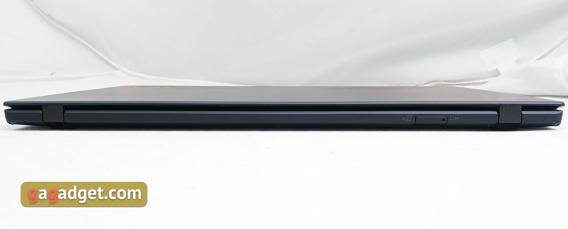 Обзор Lenovo ThinkPad X1 Carbon 6th Gen: топовый бизнес-ультрабук с HDR-экраном-8