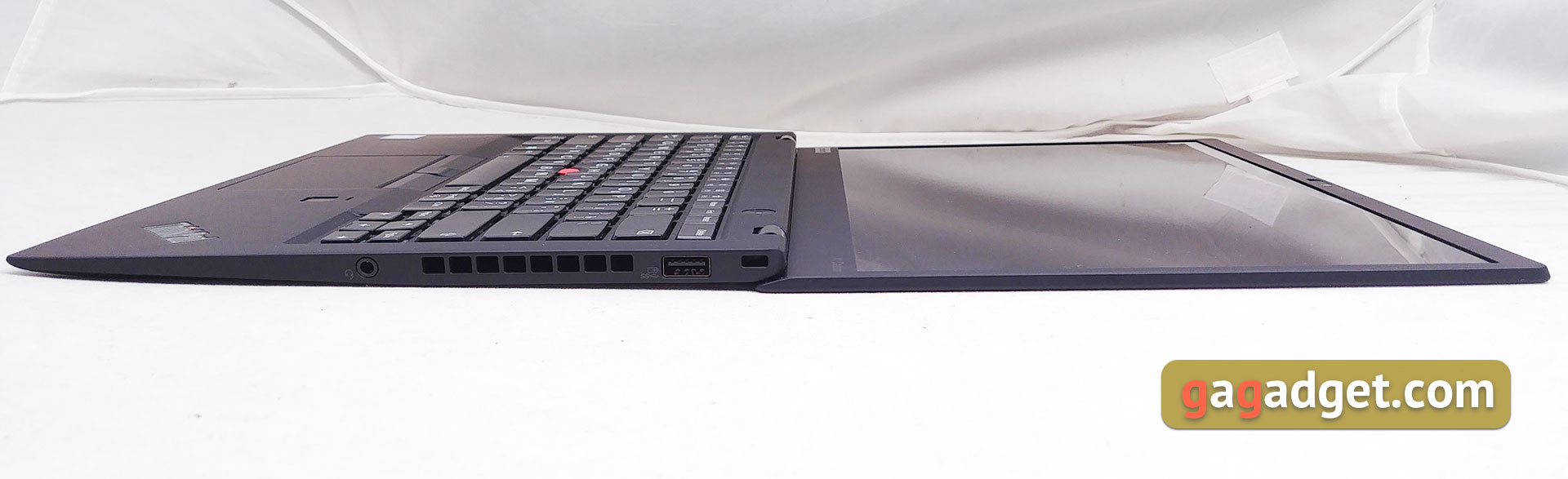 Обзор Lenovo ThinkPad X1 Carbon 6th Gen: топовый бизнес-ультрабук с HDR-экраном-24